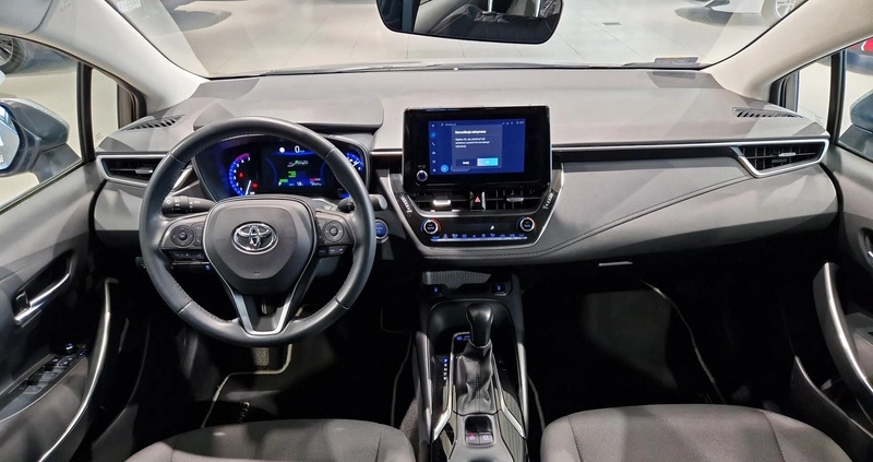 Toyota Corolla cena 104900 przebieg: 37317, rok produkcji 2022 z Kock małe 79